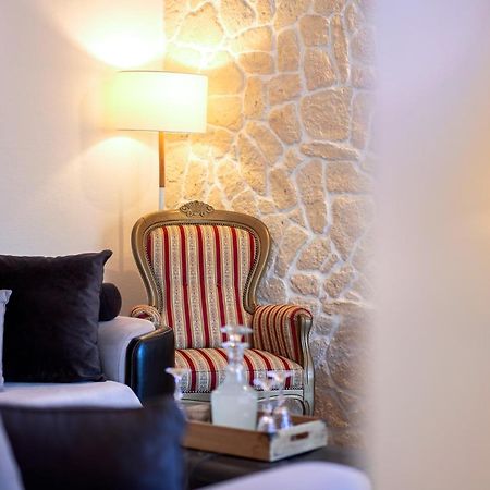 Villa Capitis In The Center- Luxury Apartment With Swimming Pool Hvar Town Bagian luar foto